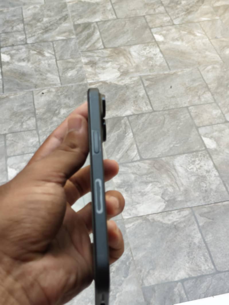 Iphone 15 jv 3