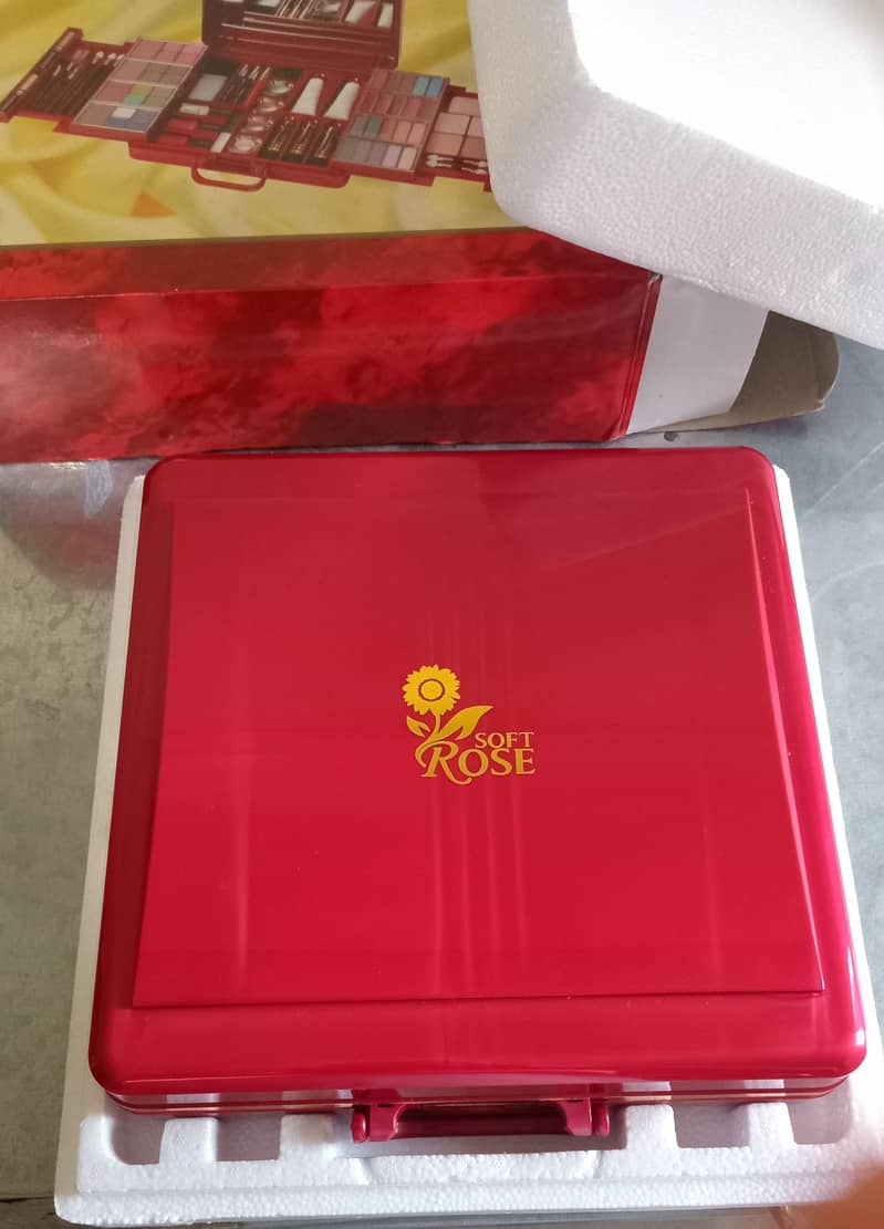 makup box 1