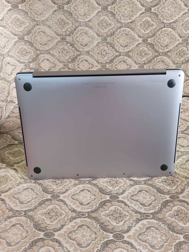 Macbook 2018 pro 8