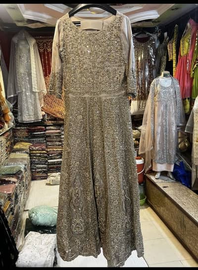 Premium bridal dress by RSheen|Complete setOriginal 150k| Sale 50k