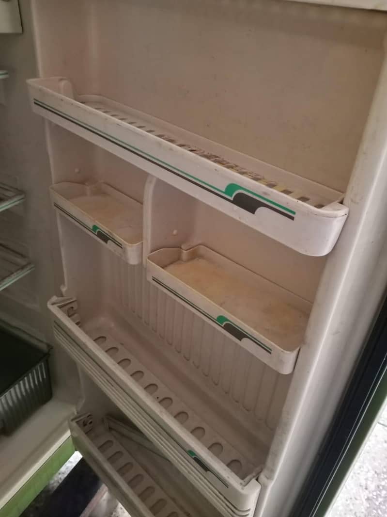 Singer Fridge 10/10 Condition 2