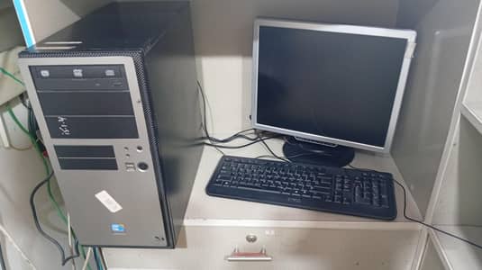 HP pc Cori i 7 five generation SSD 228 GB ram 12GB