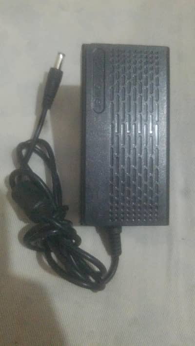 16V 3A power adapter. O3244833221
