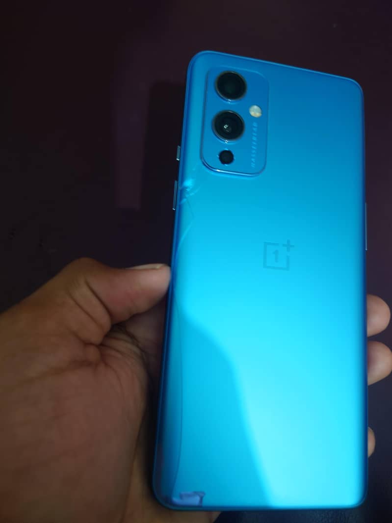 One Plus 9 4