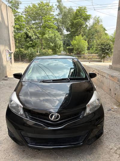 Toyota Vitz 2017