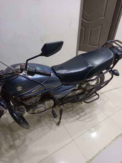 Suzuki GS 150