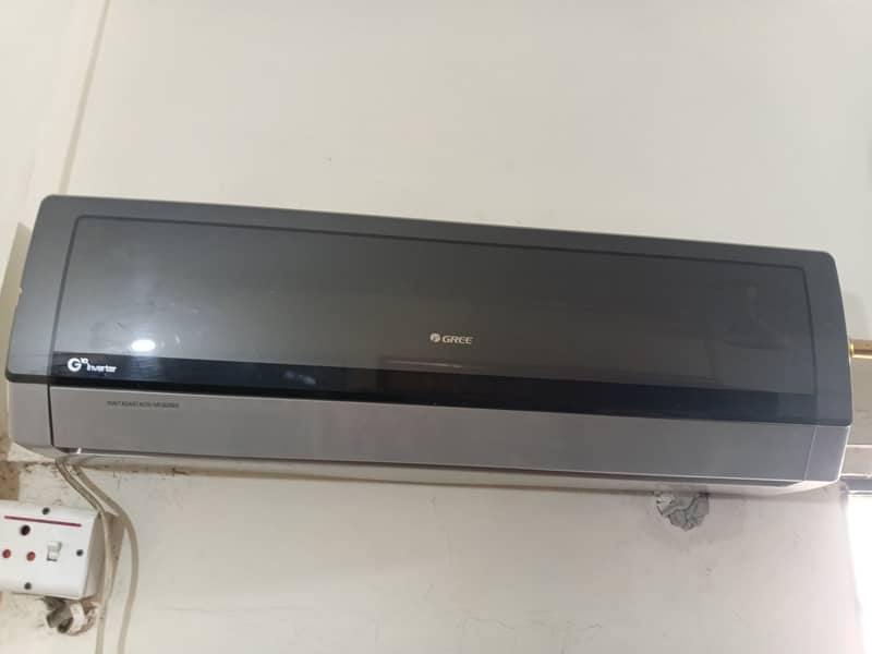 Gree Split AC With Compressor 2