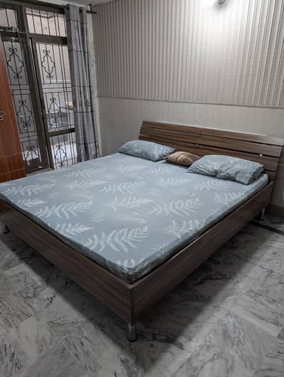 Interwood King Size Bed with Mattress