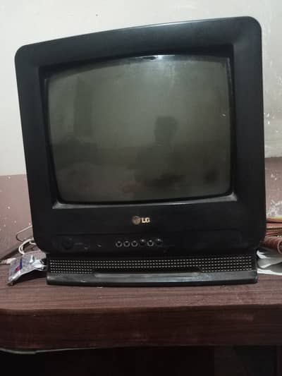 LG Tv 14 inches tv for sale smooth resolution