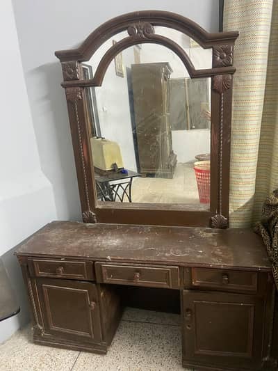 dressing table