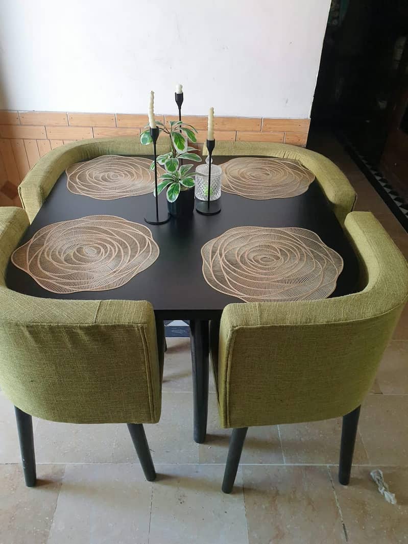 4 seater dining table 2