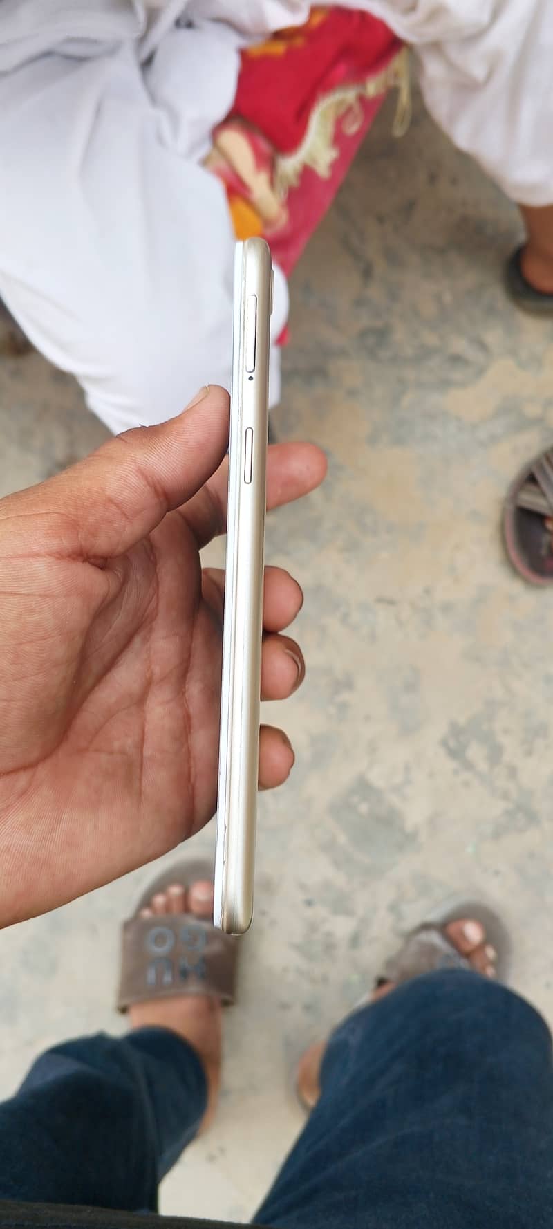 OPPO A83 4
