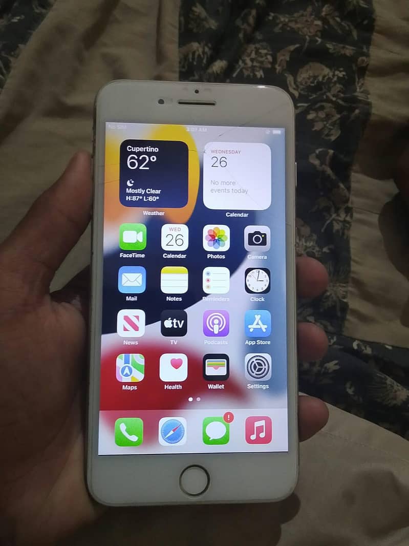 Apple iPhone 7 Plus 1