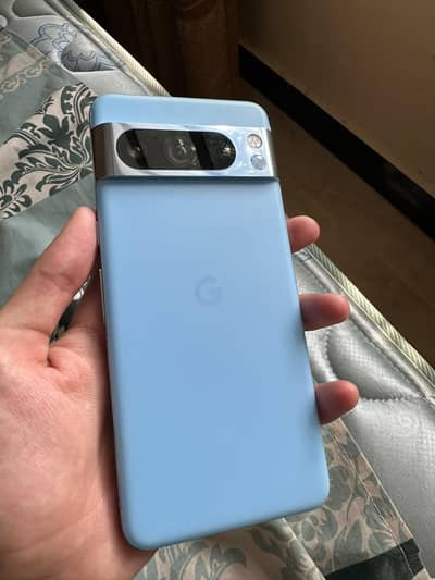 Google Pixel 8 Pro