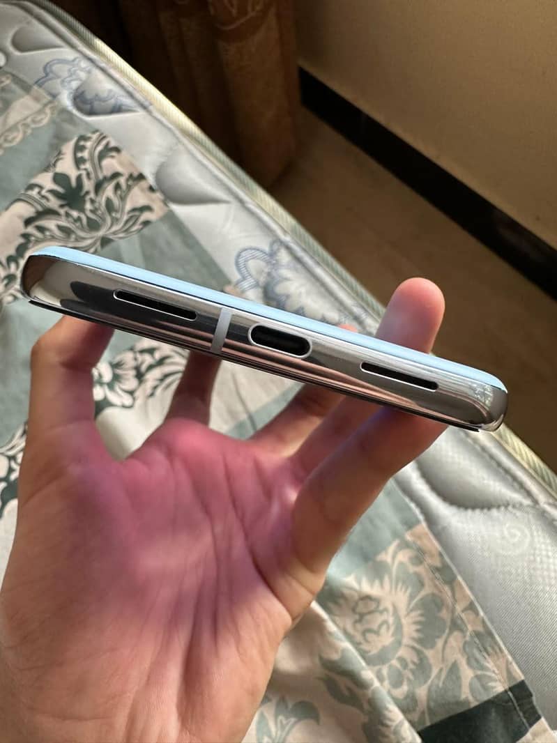 Google Pixel 8 Pro 1
