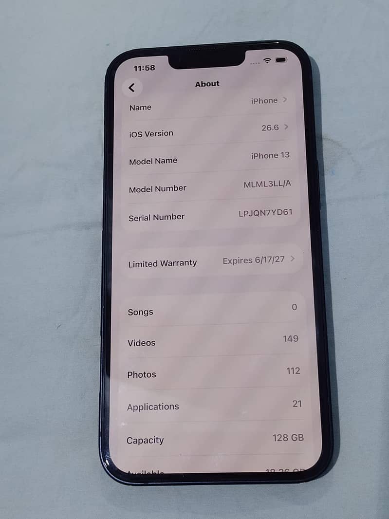 Apple iPhone 13 3