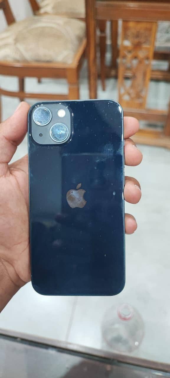 iPhone 13 0