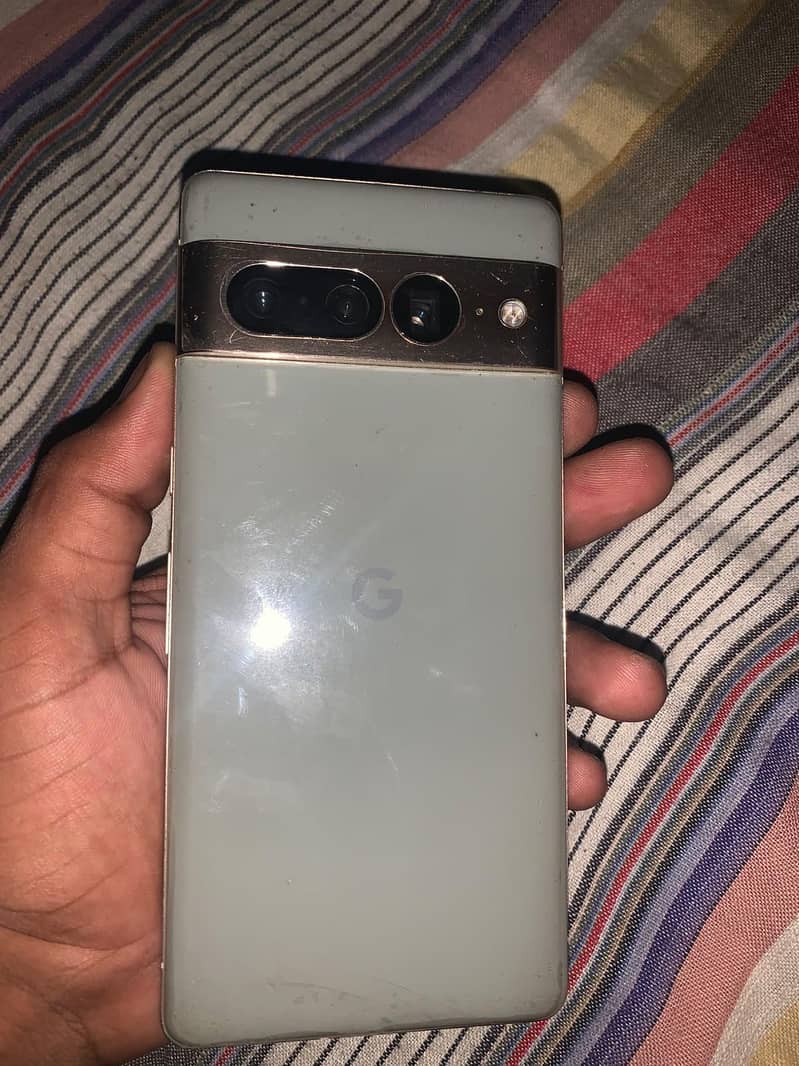Google Pixel 7 Pro 0