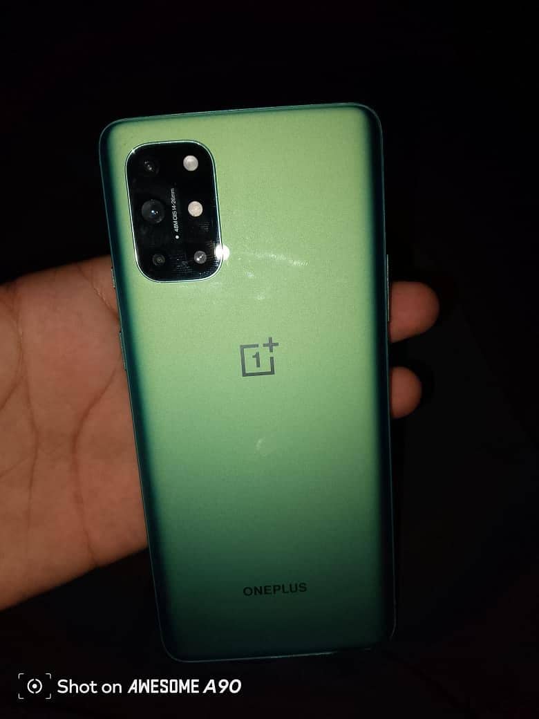 one plus 8t 1