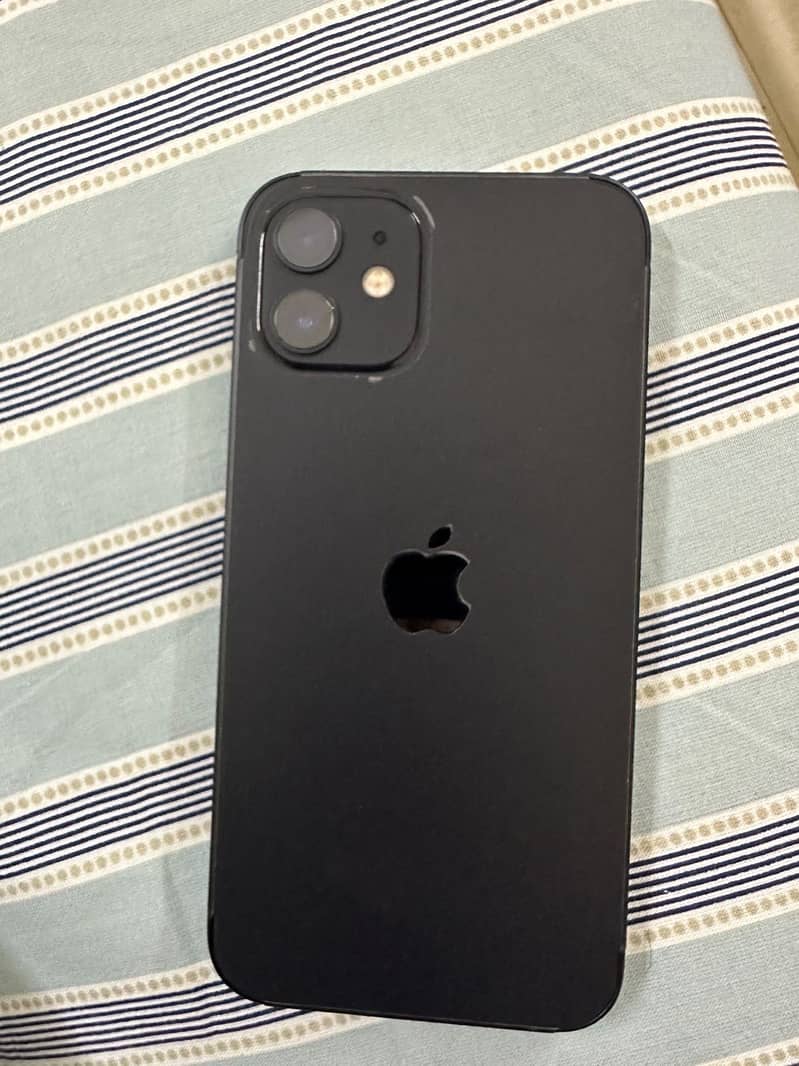 Apple iPhone 12 2