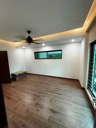 Brand New Luxury 12 Marla Ground Floor Apartment For Sale Askari 12