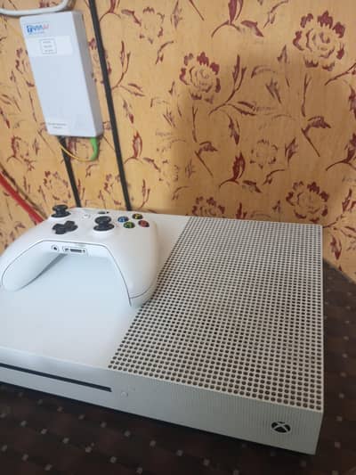 Xbox One S 1Tb UK Edition