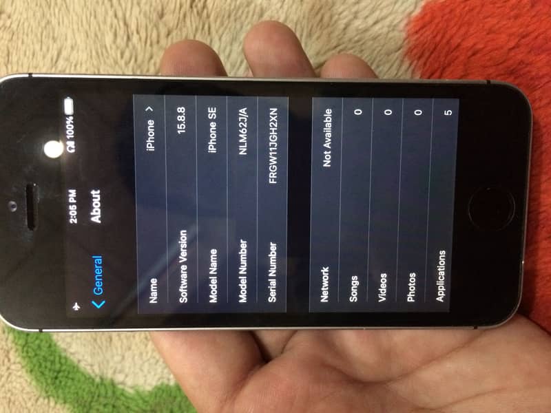 Apple iPhone SE 3