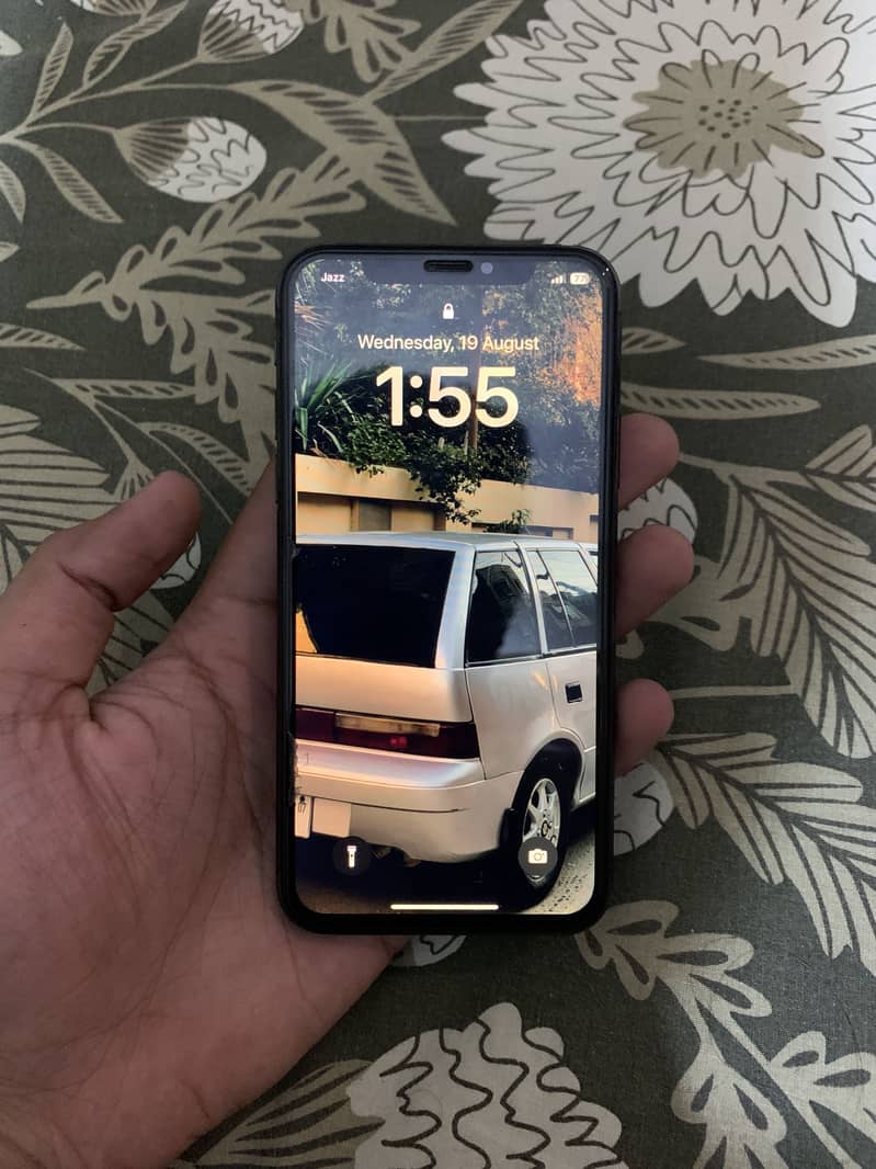 Apple iPhone X 0