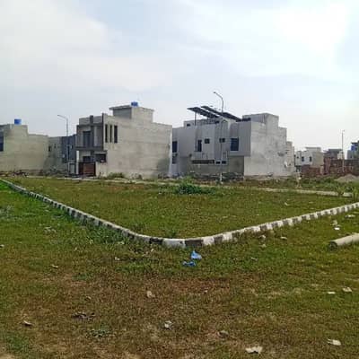 5 Marla Plots For Sale In Paragon City Lahore