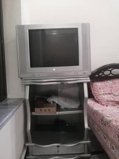 LG TV 21 inch along trolley