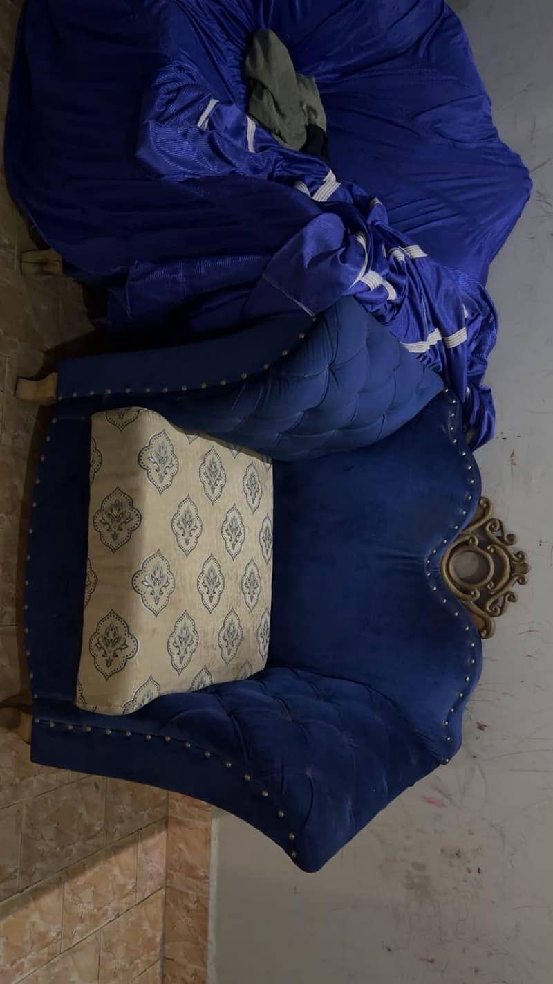 sofa selling 2