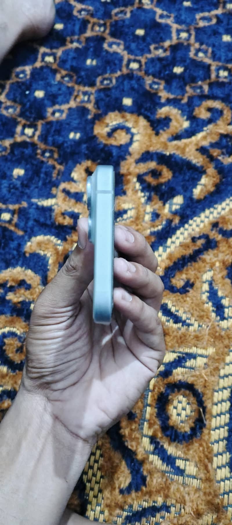 Apple iPhone 15 5