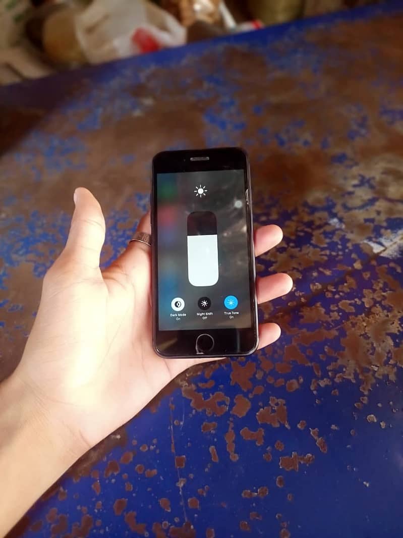 Apple iPhone 8 7
