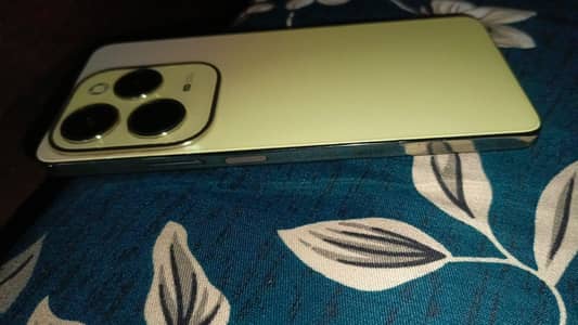 Infinix Hot 40