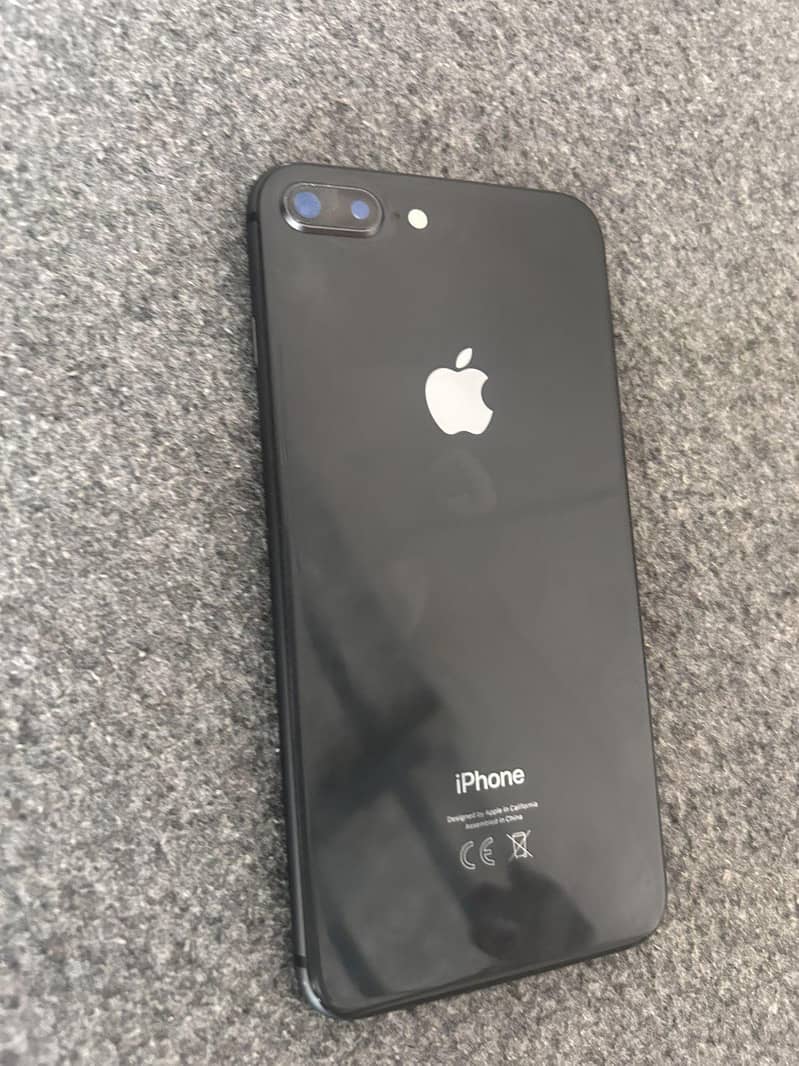Apple iPhone 8 Plus 5