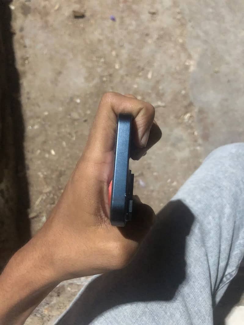 Apple iPhone 13 mini 3