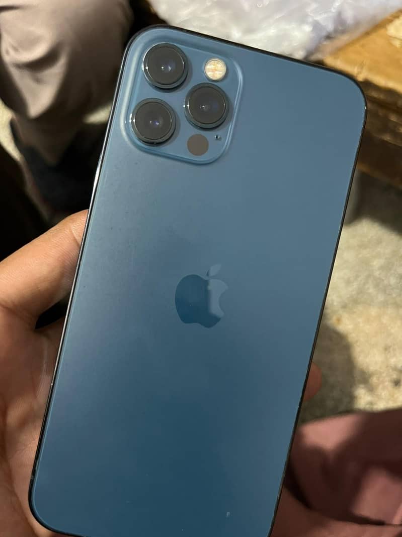 Apple iPhone 12 Pro 3