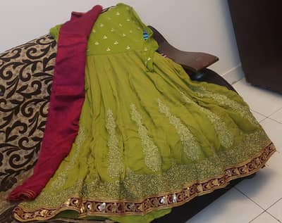 Mehndi mayun frock