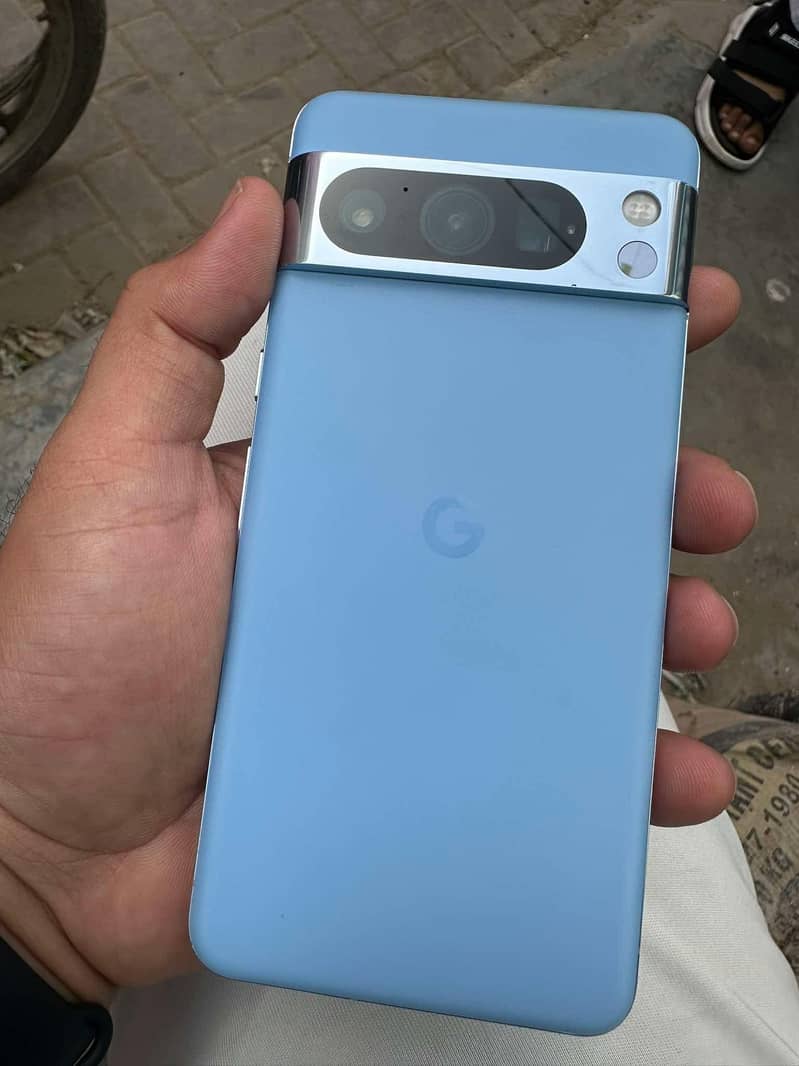 Google Pixel 8 Pro 1