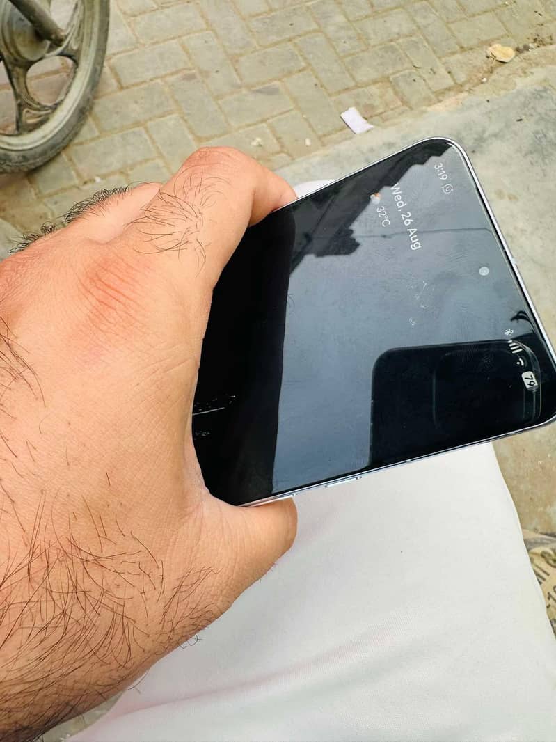 Google Pixel 8 Pro 4
