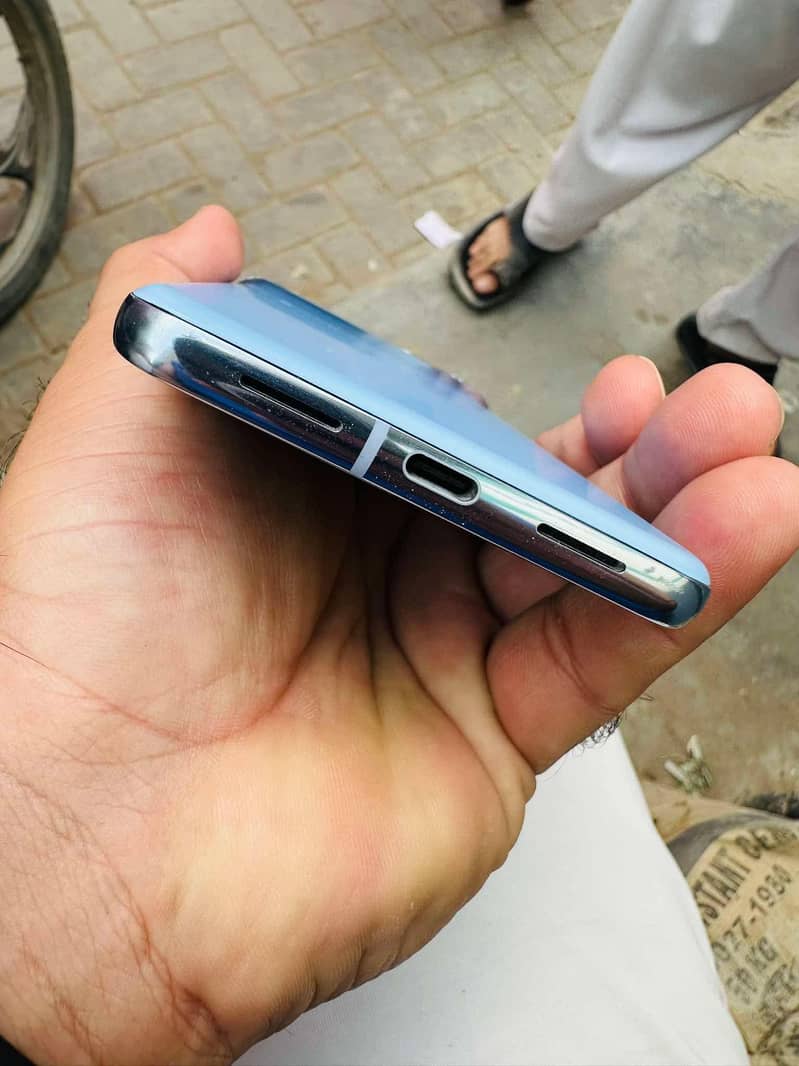 Google Pixel 8 Pro 7