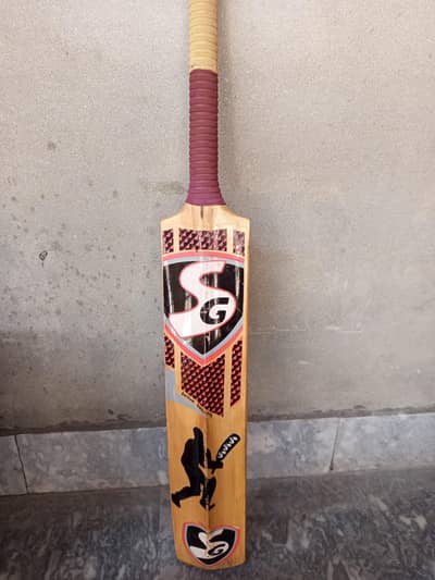 Original SG Hard Cricket Bat - SG Sierra 250, Grade 4 English Model.