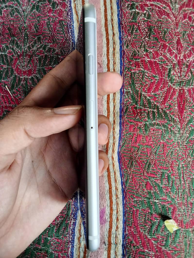 Apple iPhone SE 1