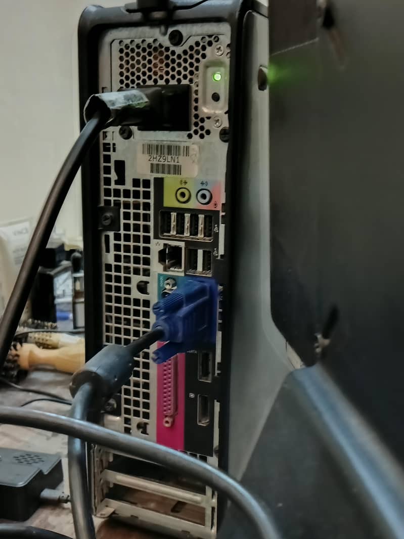 Dell Optiplex 780 With LED, Mouse and keyboard 5
