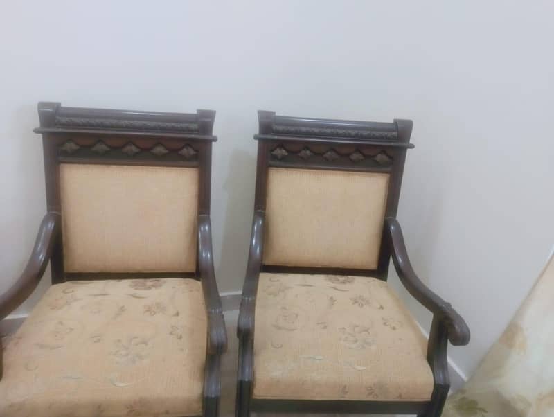 Double Bed Set Without Mattress 3