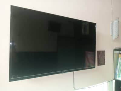 Crown inverter+ 32 inches Led