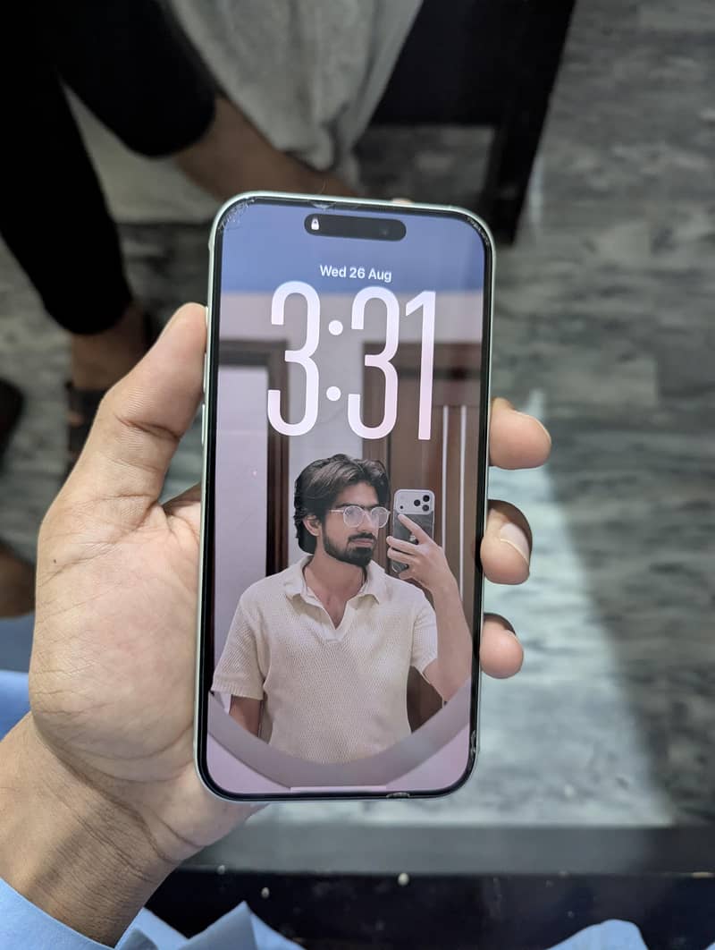 Apple iPhone 17 Pro Max 5