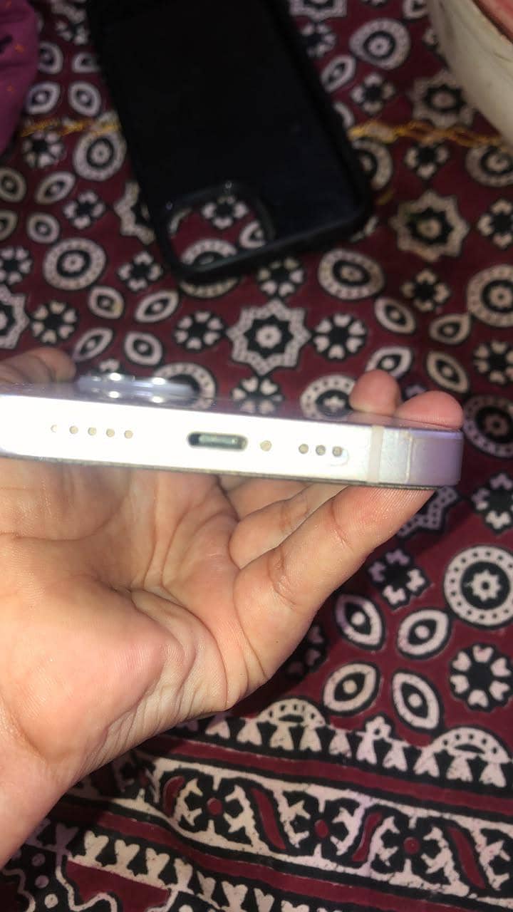 Apple iPhone 14 2