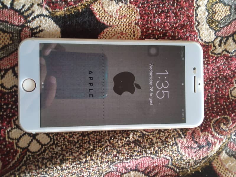 Apple iPhone 7 Plus 4