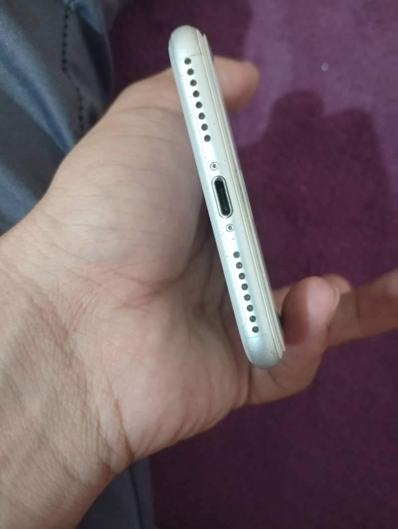 Apple iPhone 8 Plus 2